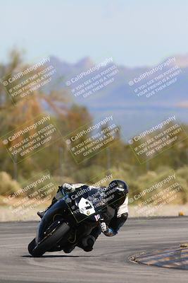 media/Mar-17-2024-CVMA (Sun) [[2dda336935]]/Race 8 Formula Ultra Lightweight Shootout/